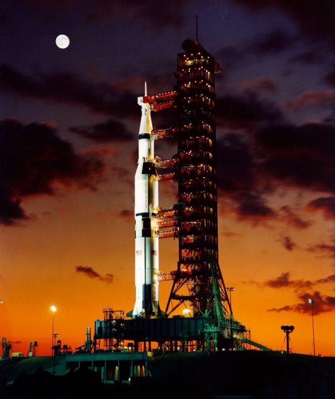 MOCBRICKLAND MOC 178913 NASA Saturn-V Launch Umbilical Tower