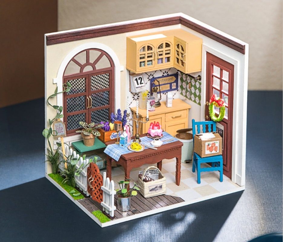 Robotime DGM07-DGM09 DIY Wooden Miniature Dollhouse